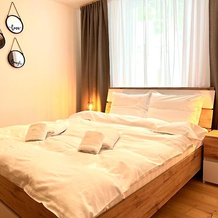 4Friendscentrubrasov Leilighet Eksteriør bilde
